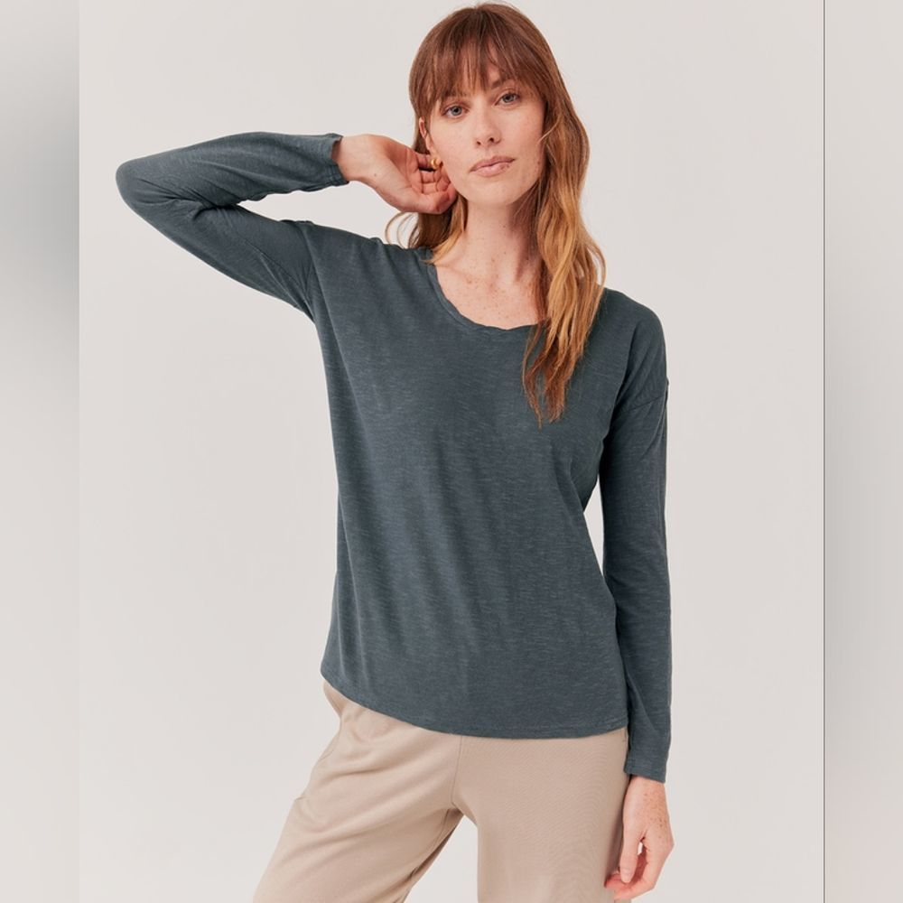 Pact Featherweight Slub Relaxed Long Sleeve Tee